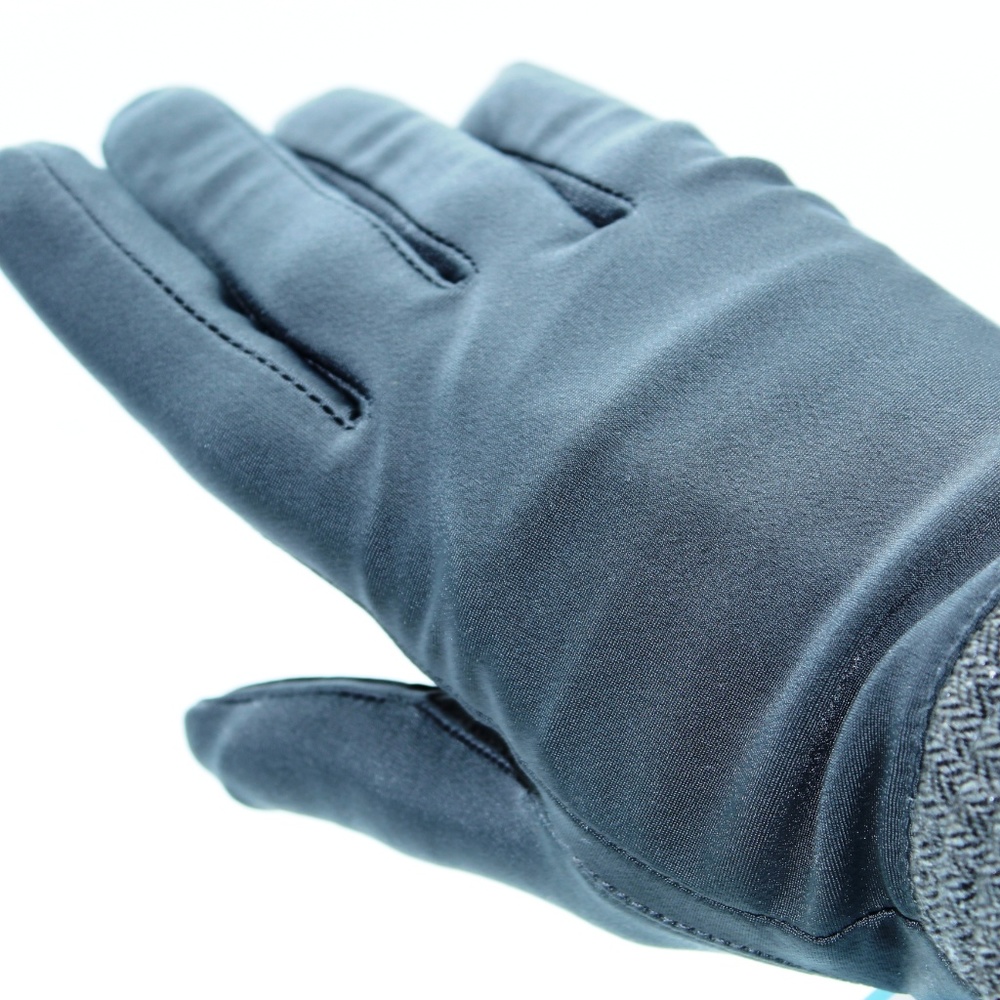 isotoner Women's Gray Stretch Herringbone Gloves
